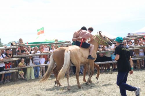 На ютазинской земле встретились «прошлое» и «настоящее»