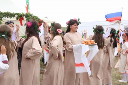 На ютазинской земле встретились «прошлое» и «настоящее»