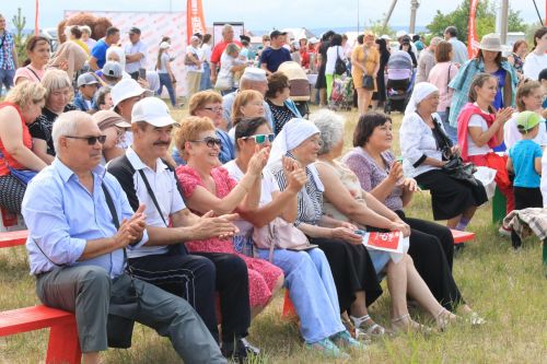 На ютазинской земле встретились «прошлое» и «настоящее»