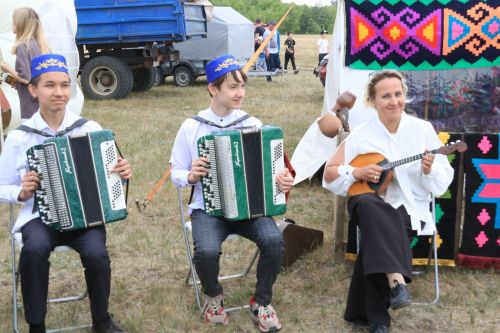 На ютазинской земле встретились «прошлое» и «настоящее»