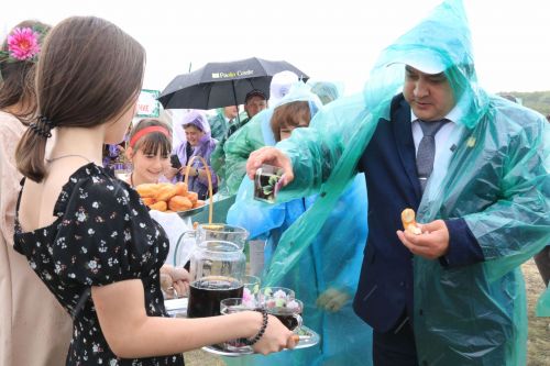 На ютазинской земле встретились «прошлое» и «настоящее»