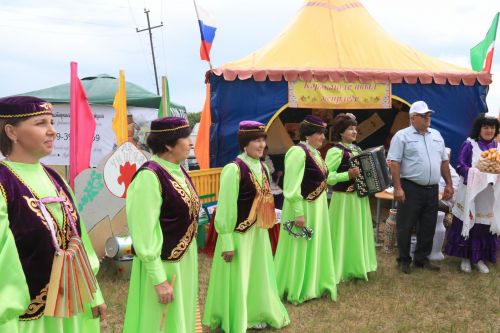 На ютазинской земле встретились «прошлое» и «настоящее»