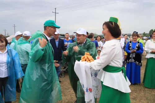 На ютазинской земле встретились «прошлое» и «настоящее»