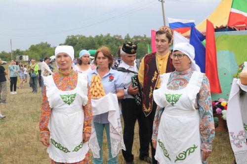 На ютазинской земле встретились «прошлое» и «настоящее»