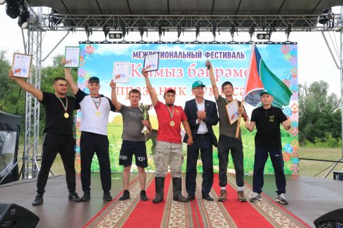 На ютазинской земле встретились «прошлое» и «настоящее»