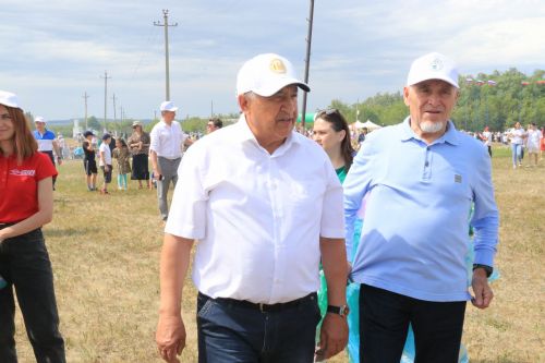 На ютазинской земле встретились «прошлое» и «настоящее»