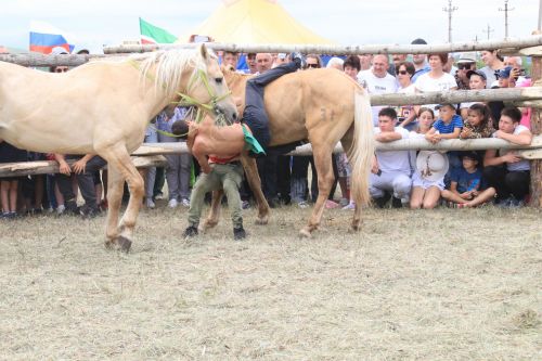 На ютазинской земле встретились «прошлое» и «настоящее»