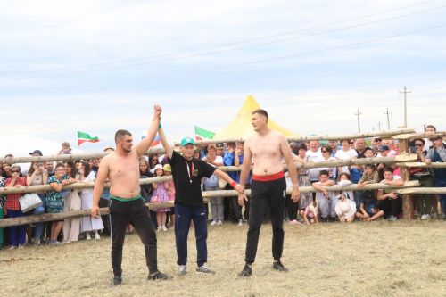 На ютазинской земле встретились «прошлое» и «настоящее»