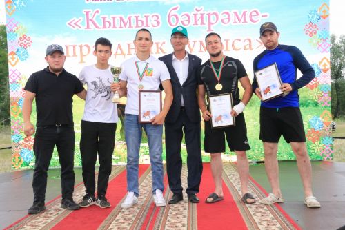 На ютазинской земле встретились «прошлое» и «настоящее»