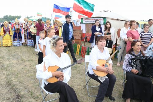 На ютазинской земле встретились «прошлое» и «настоящее»