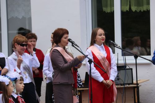 Последний звонок в Уруссинской СОШ №2