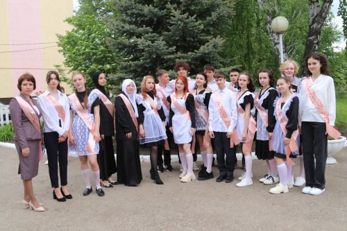 Последний звонок в Уруссинской СОШ №2