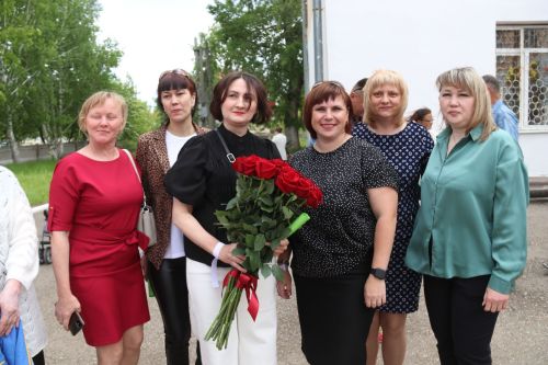 Последний звонок в Уруссинской СОШ №2
