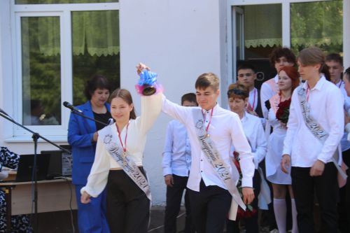 Последний звонок в Уруссинской СОШ №2