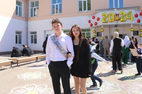 Последний звонок в Уруссинской СОШ №2