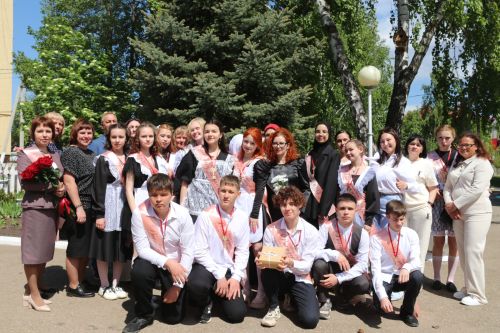 Последний звонок в Уруссинской СОШ №2