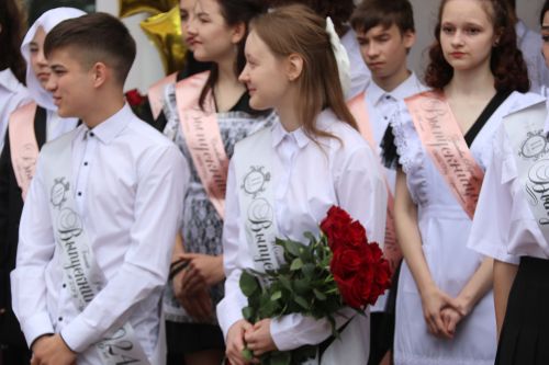 Последний звонок в Уруссинской СОШ №2