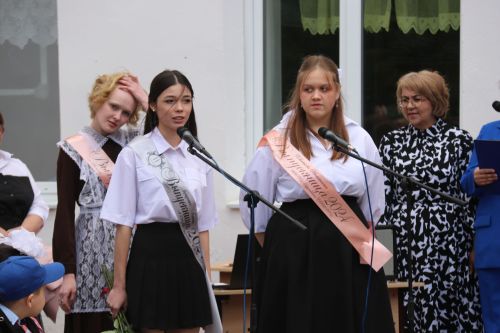 Последний звонок в Уруссинской СОШ №2