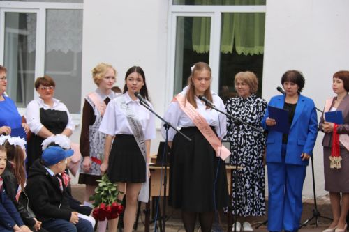 Последний звонок в Уруссинской СОШ №2