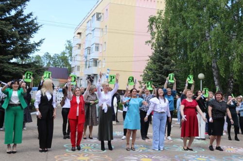 Последний звонок в Уруссинской СОШ №2