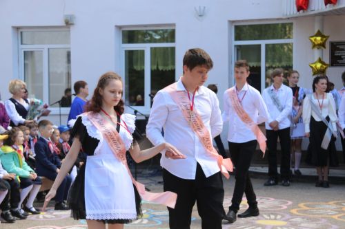 Последний звонок в Уруссинской СОШ №2