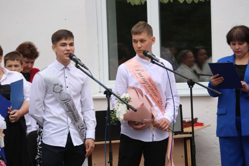Последний звонок в Уруссинской СОШ №2