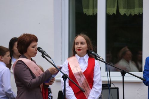 Последний звонок в Уруссинской СОШ №2