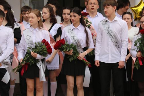 Последний звонок в Уруссинской СОШ №2