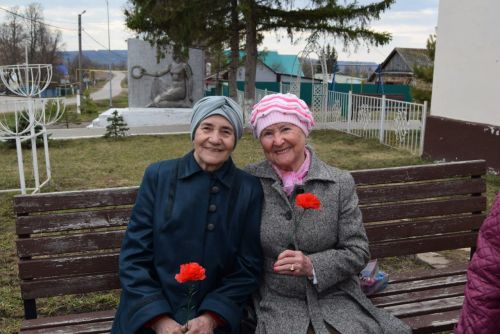 Ветераны производства – на встрече в Старых Уруссу
