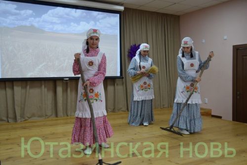 На базе Уруссинской начальной школы прошел конкурс «Татар кызы - Татар егете-2025».