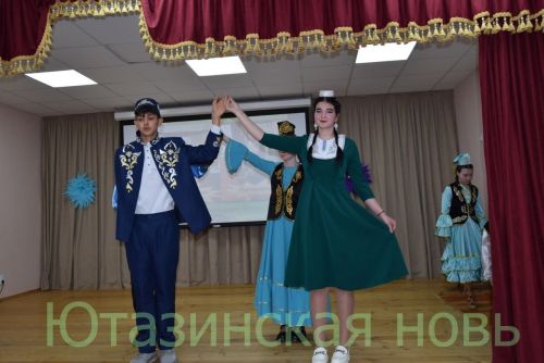 На базе Уруссинской начальной школы прошел конкурс «Татар кызы - Татар егете-2025».