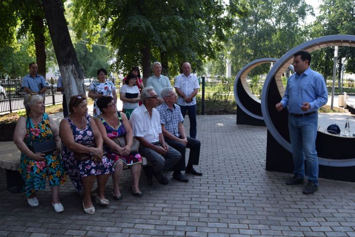 Уруссинцев беспокоит качество питьевой воды