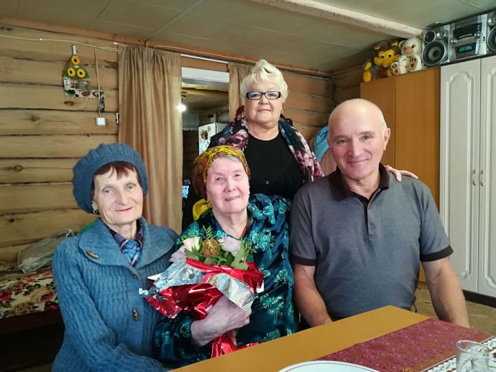 Жительница села Ютаза Салия Насрулловна Шамсуллина отметила восьмидесятилетие