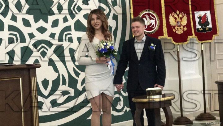 «Не было особого отношения»: женившиеся в Казани трансгендеры о свадьбе в Чаше