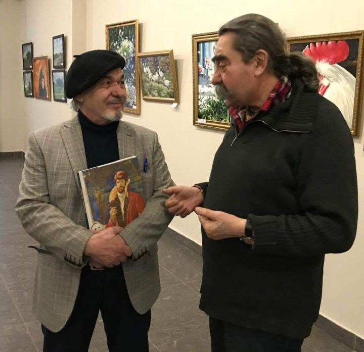 В Казани открылась выставка ютазинского художника