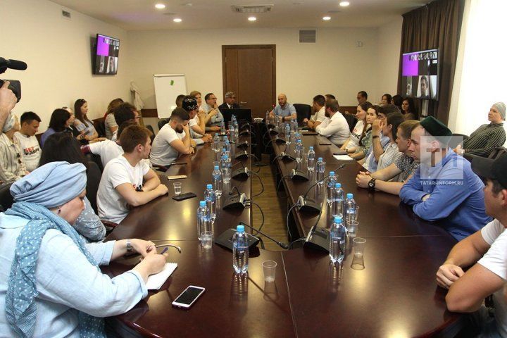 Между Форумом и Конгрессом: перешагнувшие 35-летний порог активисты Всемирного форума татарской молодежи требуют для себя новой структуры в рамках ВКТ
