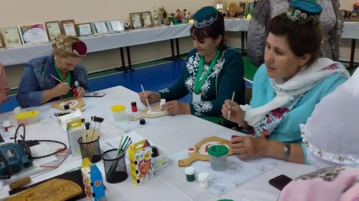 Состоялось выездное заседание общественной организации татарских женщин «Ак калфак» Всемирного конгресса татар