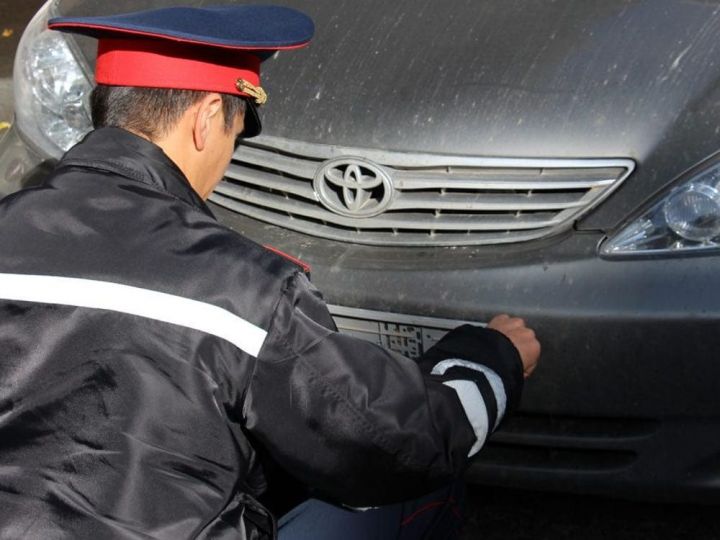 В ГИБДД Татарстана объяснили, за какие видоизменения госномера автомобиля можно получить штраф