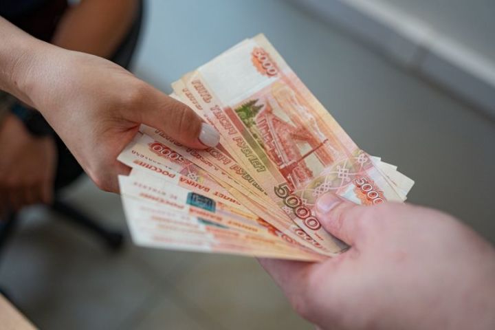 От 5 до 10 тысяч рублей: новые деньги дадут россиянам уже до 5 октября
