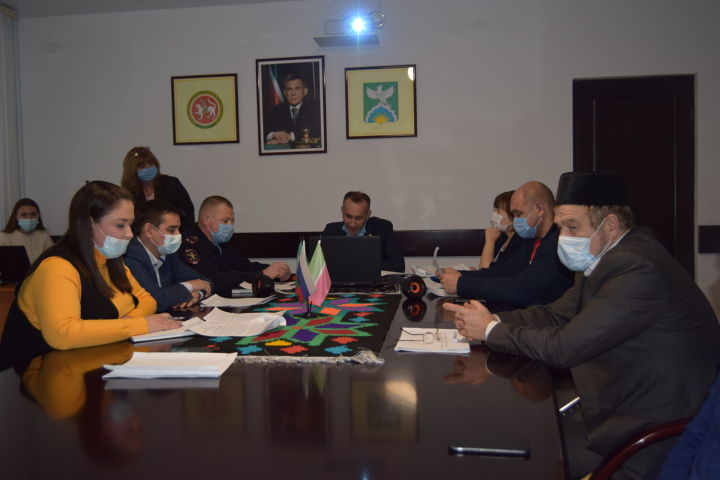 Внеочередное расширенное заседание антитеррористической комиссии в Ютазинском муниципальном районе