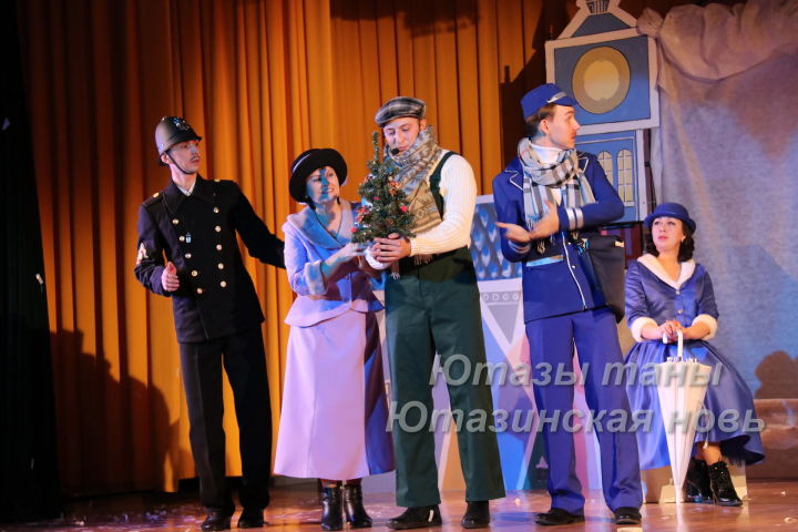 В доме культуры состоялся первый в Ютазинском районе мюзикл от артистов народной театральной студии «Маски»