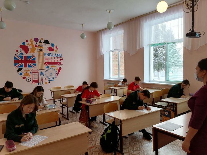 В МБОУ"Ютазинская СОШ" прошел тест на знание истории Великой Отечественной войны