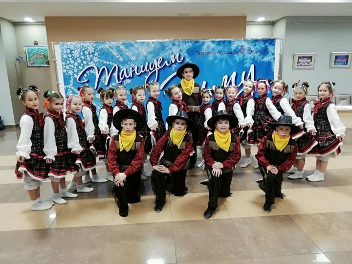 Народный коллектив ансамбль танца "Ютазы Йолдызлары" посетил Казань