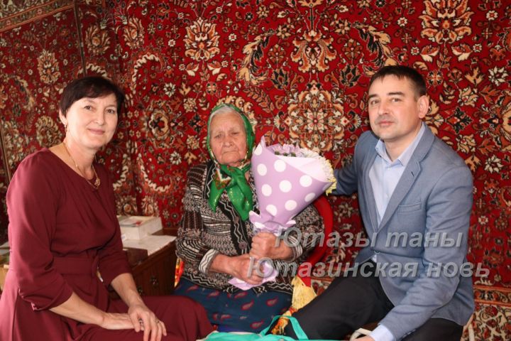 Жительница Ютазинского района Сайма Хуснутдинова отметила славный 90-летний юбилей