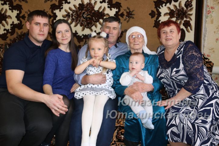 Жительница села Ютаза Гульчира Аксанова сегодня отмечает свое 90-летие