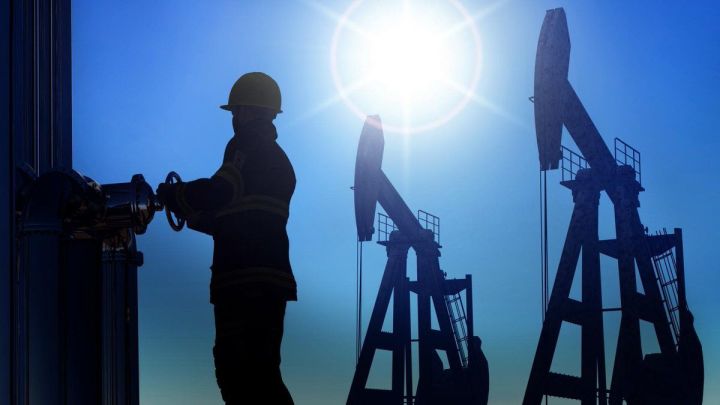 Глава Лениногорского района Рягат Хусаинов сообщил об опасности массового увольнения сотрудников крупных нефтесервисных и нефтяных компаний