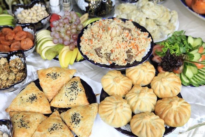 Праздничный стол на Курбан-байрам: блюда и обычаи