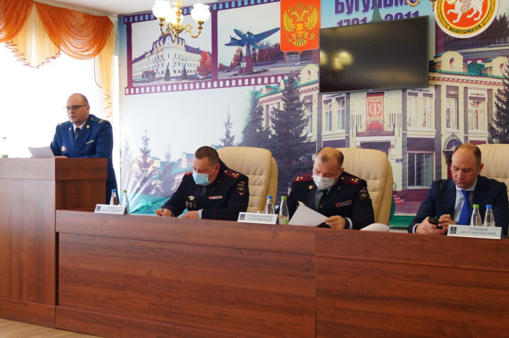 Главный государственный инспектор безопасности дорожного движения Республики Татарстан Ленар Габдурахманов посетил Бугульму с рабочим визитом