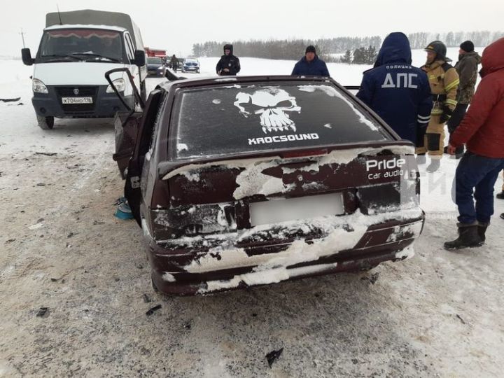 В страшной аварии в Татарстане погиб годовалый ребенок