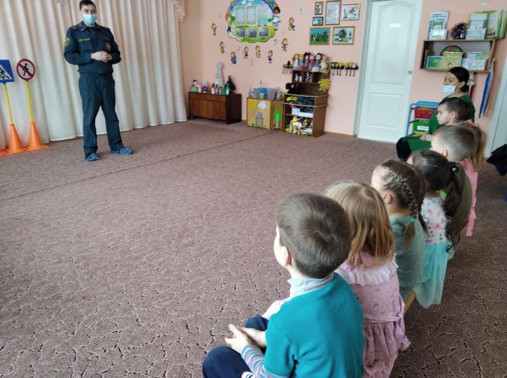 В Мало-Уруссинском детском саду проведена плановая проверка по пожарной безопасности